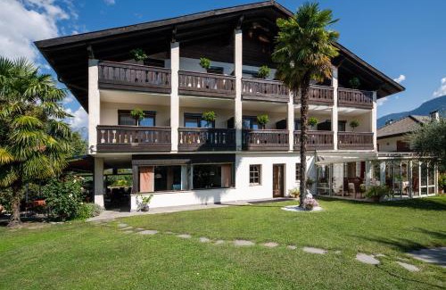 Lana Hotel | Pension Weingarten