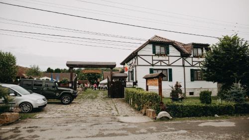 Simionesti House | Pensiunea Curtea lui Toader