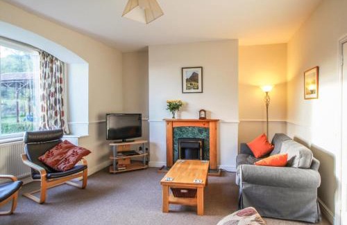 Conwy House | Pensychnant Cottage