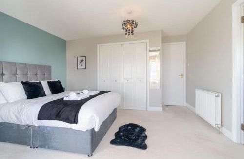 St. Davids Apartment | Penthouse at the Bay near Edinburgh