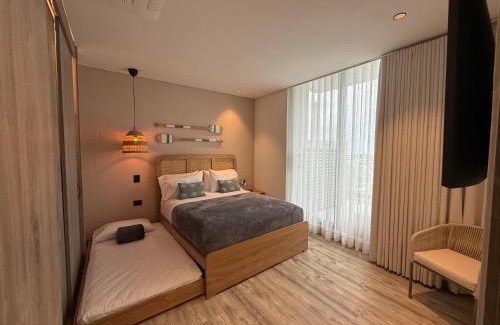 Punta Hansa Apartment | Penthouse con jacuzzi privado, balcón y vista al mar