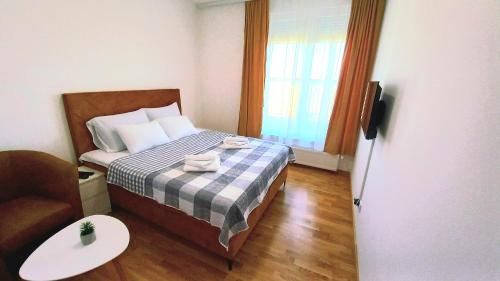 Zemun Apartment | Penthouse Danube Exclusive, Parking, 90m2, Wifi