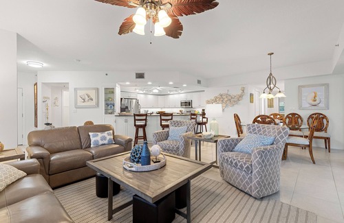 New Smyrna Beach Condo | ☀️ Penthouse- FAB Ocean Views- Oceanwalk 11-605 🌊