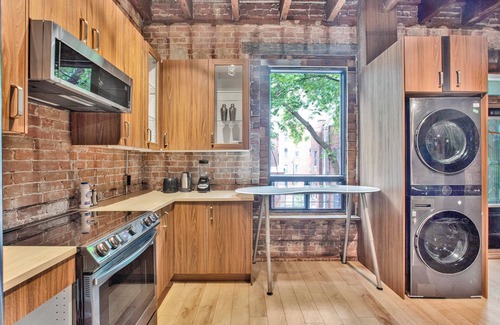 Downtown Montreal House | Penthouse in the heart of Guy Concordia - big terrace and parking