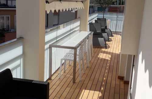 Alassio Apartment | PENTHOUSE JUST RENOVATED 50 METERS FROM THE SEA, CAR BOX 5 MINUTES FROM THE ACCOMMODATION