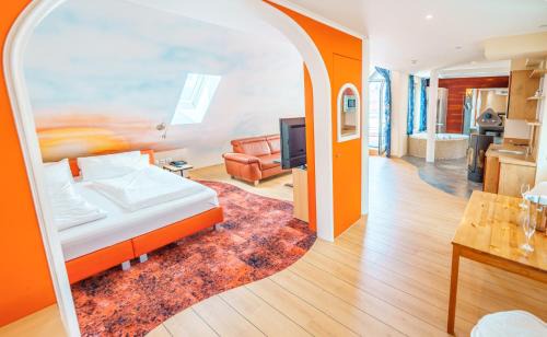 Altotting Hotel | Penthouse mit Whirlpool, Sauna, Dachterrasse und Schwedenofen, air-condition