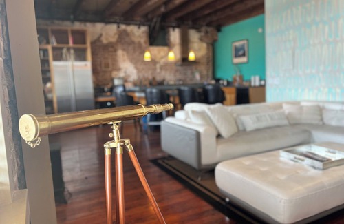 Historic District - North Condo | Penthouse on Broughton with FREE Reserved Parking