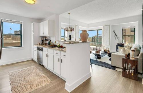 Downtown Apartment | Penthouse Perfection With Unmatched Skyline Views