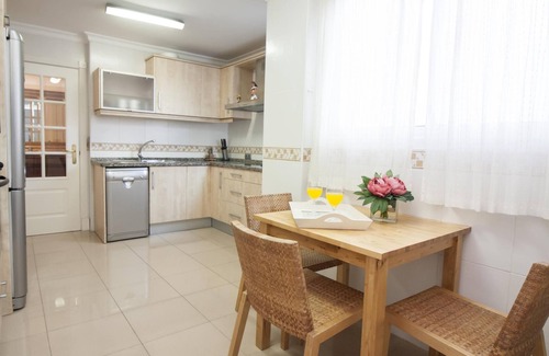 La Malagueta Apartment | PENTHOUSE SEAVIEW. Malaga Center Flat