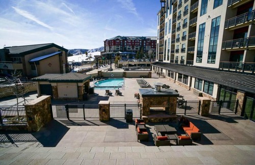 Steamboat Springs Apartment | Penthouse Ski-In Ski-Out Above Sheraton 1bd 1.5ba