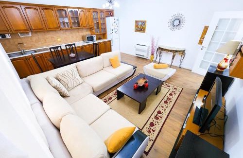 Blloku Apartment | PentHouse Sweet Bliss