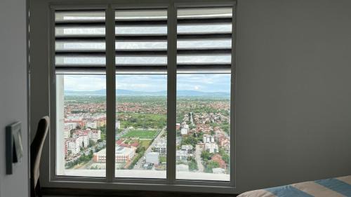 Skopje Region Apartment | Penthouse Views-Free Pool & Spa
