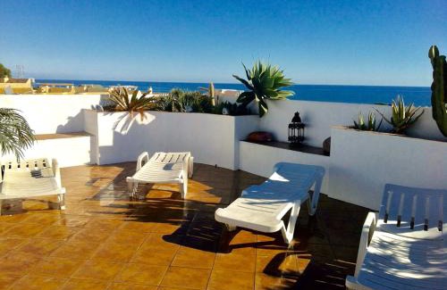 Torreblanca Apartment | Penthouse with Private Roof terrace and jacuzzi