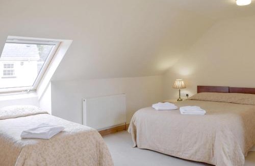 Ferryside House | Pentre Cottage