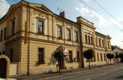 Hradec Kralove House | Penzion Černý Kůň