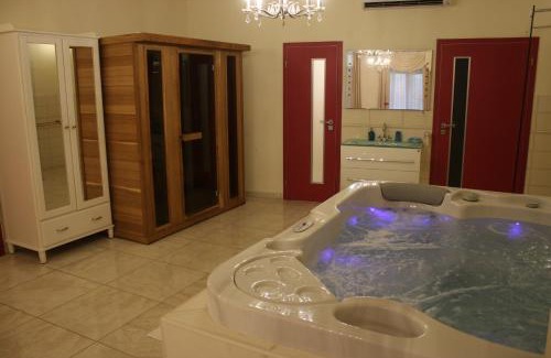 Ceske Budejovice House | Penzion 4 Dvory