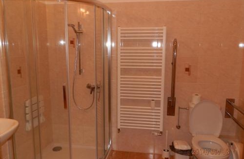 Benesov nad Cernou House | Penzion Naděje