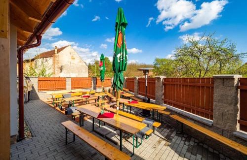 Dobrinsko House | Penzion Pastouška s pohostinstvím