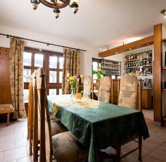 Novosedly nad Nezarkou House | Penzion U kostela Mláka