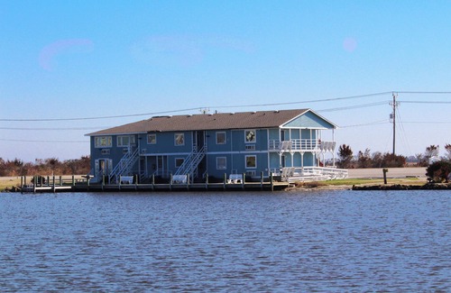Nags Head Apartment | Perch Point 2 Queen Deluxe at Fin N Feather