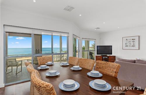 Port Willunga House | Percival Point - Port Willunga - C21 SouthCoast Holidays