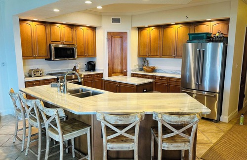 Ono Island Condo | Perdido Key 3rd Floor Luxury Condo with Beach & Bay.End Unit!
