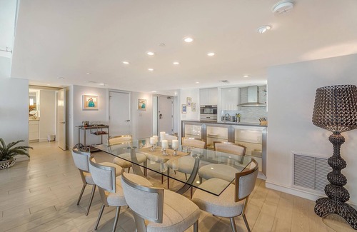 Sarasota Condo | Perfect Beach View Large 2 bedroom