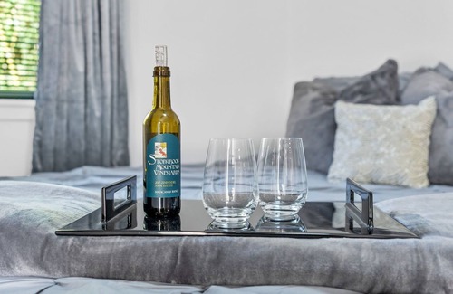 Calistoga Apartment | Perfect Calistoga Pied-a-terre!