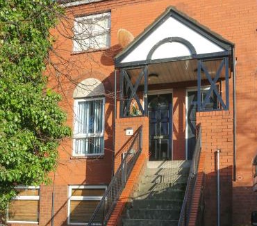 Belfast City Centre Apartment | Perfect Central City Location - Parking - 3 Beds - 2 Bedrooms