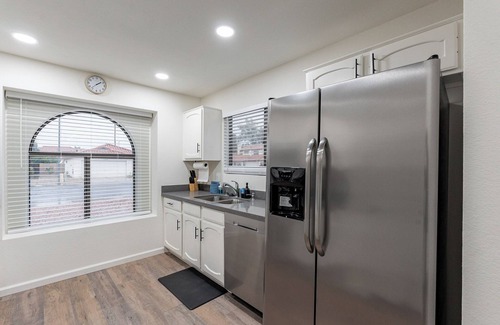 Mesa House | Perfect Escape- Pet-Friendly, BBQ, Yard +Fall Spl