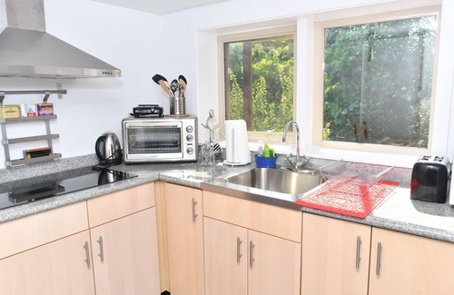 Lost Valley Apartment | PERFECT FLAT - Private, Cozy & Quiet with Breathtaking Views