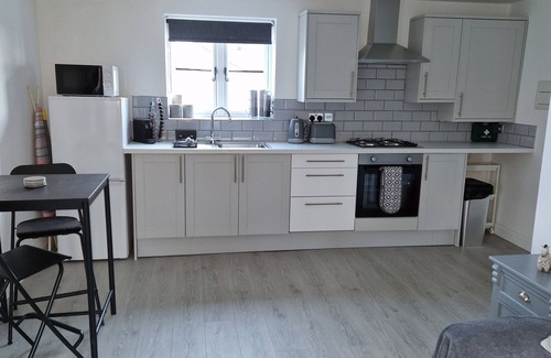 Gateshead Cabin | Perfect for a city break, 10 minutes into Newcastle city centre