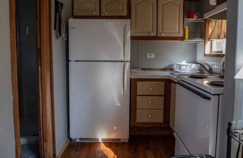 Saluda Cabin | Perfect for a Hiking Trip to Norman Wilder Forest! Parking Available Onsite!