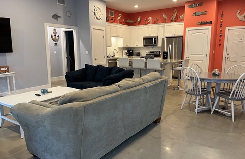 Port O Connor House | Perfect for fishermen and families for your stay in Port O'Connor!
