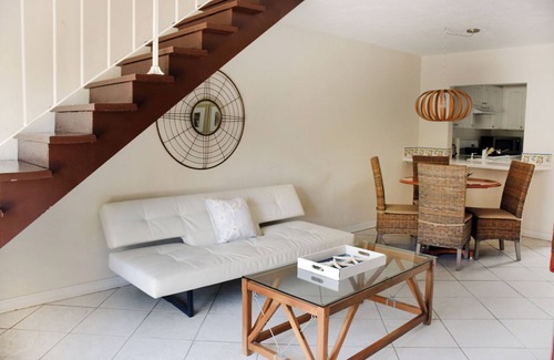Key Biscayne Apartment | Perfect for you Next Beach Getaway! 2 Family Suites, Fully Equipped Kitchen