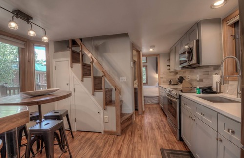 Breckenridge House | Perfect Getaway Cabin w/Nearby Hike/bike Trails