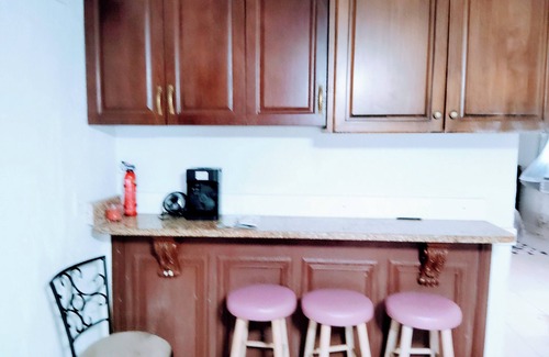 Riviera Beach House | Perfect Guest Suite with Private kitchen & Bathroom in charming West Palm Beach