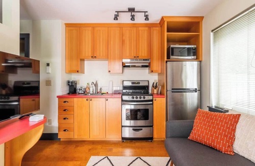 Belmont House | Perfect Hawthorne Micro By Top Shopping & Dinning