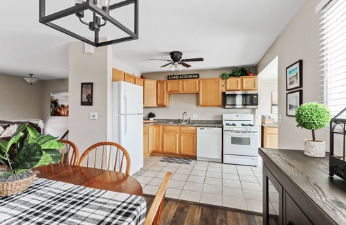 Lake Geneva House | Perfect home for your weekend Lake Geneva Getaway.n