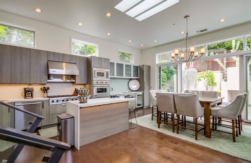 Village of La Jolla House | Perfect La Jolla location