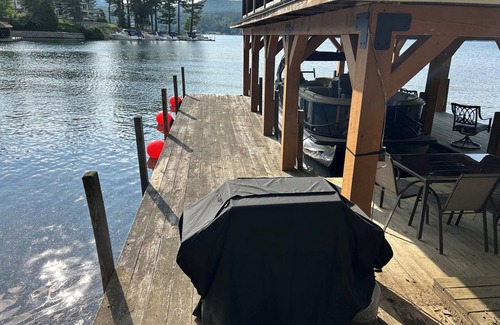 Lake George House | Perfect Lakefront Vacation Home on Lake George, NY with Dock Space