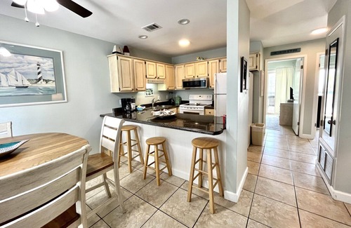 Gulf Shores Condo | Perfect Location ~ Ocean Reef 601 ~ On the beach ~ Walk to Dining & Shopping