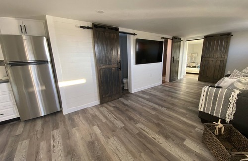 Englewood House | Perfect location