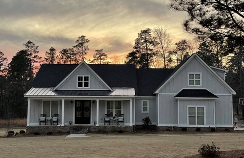 Aiken House | Perfect Masters Rental in gated neighborhood