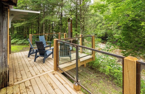 Mauricie House | Perfect Nature Hideaway w/Riverside Views & Picturesque Outdoor Trails & Thrills