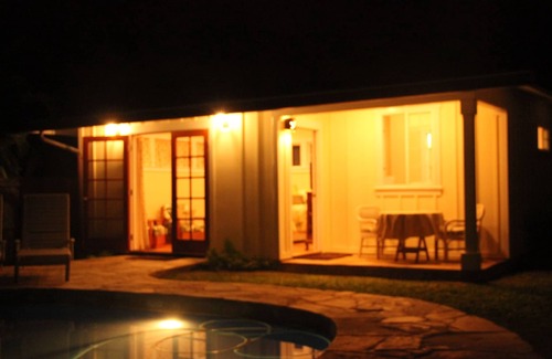 Kailua Cottage | Perfect Oasis, Steps To The Beach! 100% Solar!