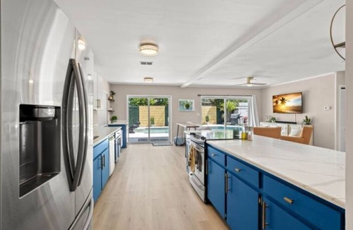 Pinellas Park House | Perfect Pool & Hot Tub Retreat