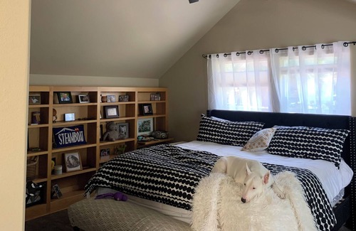 Bend House | Perfect short term rental close to everything in NW Crossing!