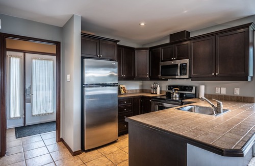 Mont-Tremblant Condo | Perfect Tremblant Location- Pool & Golf Course
