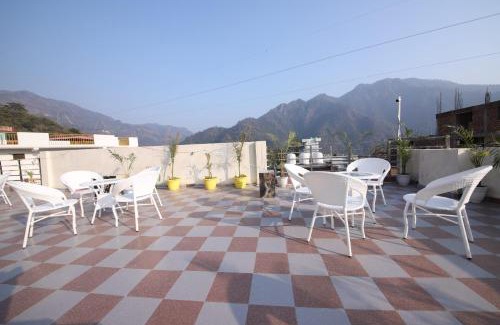 Tapovan House | PerfectStayz B2L Hills Tapovan